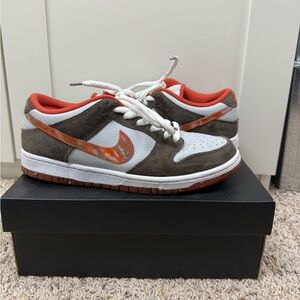 Nike SB low crushed D.C. size 8 worn once